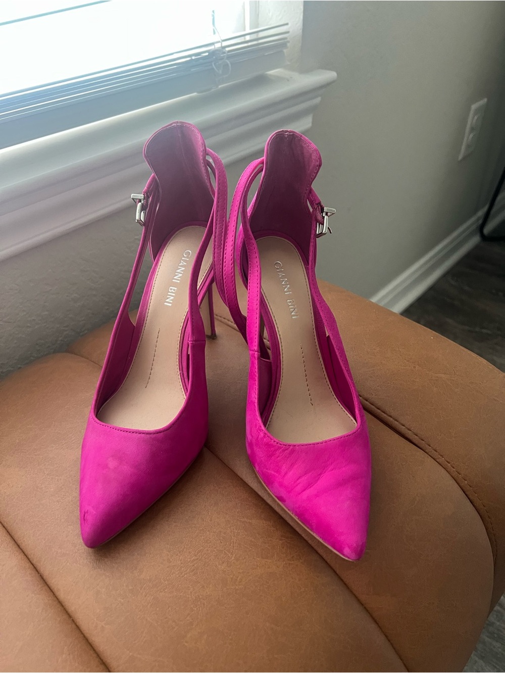 Gianni Bini Fuchsia Pointed-Toe Slingback Heels